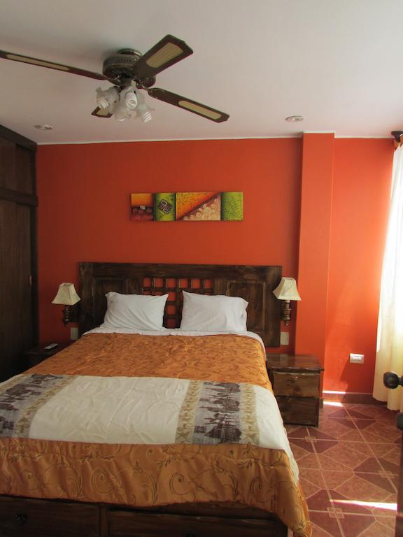 Brisas De La Bahia Hotel 파라카스 객실 사진